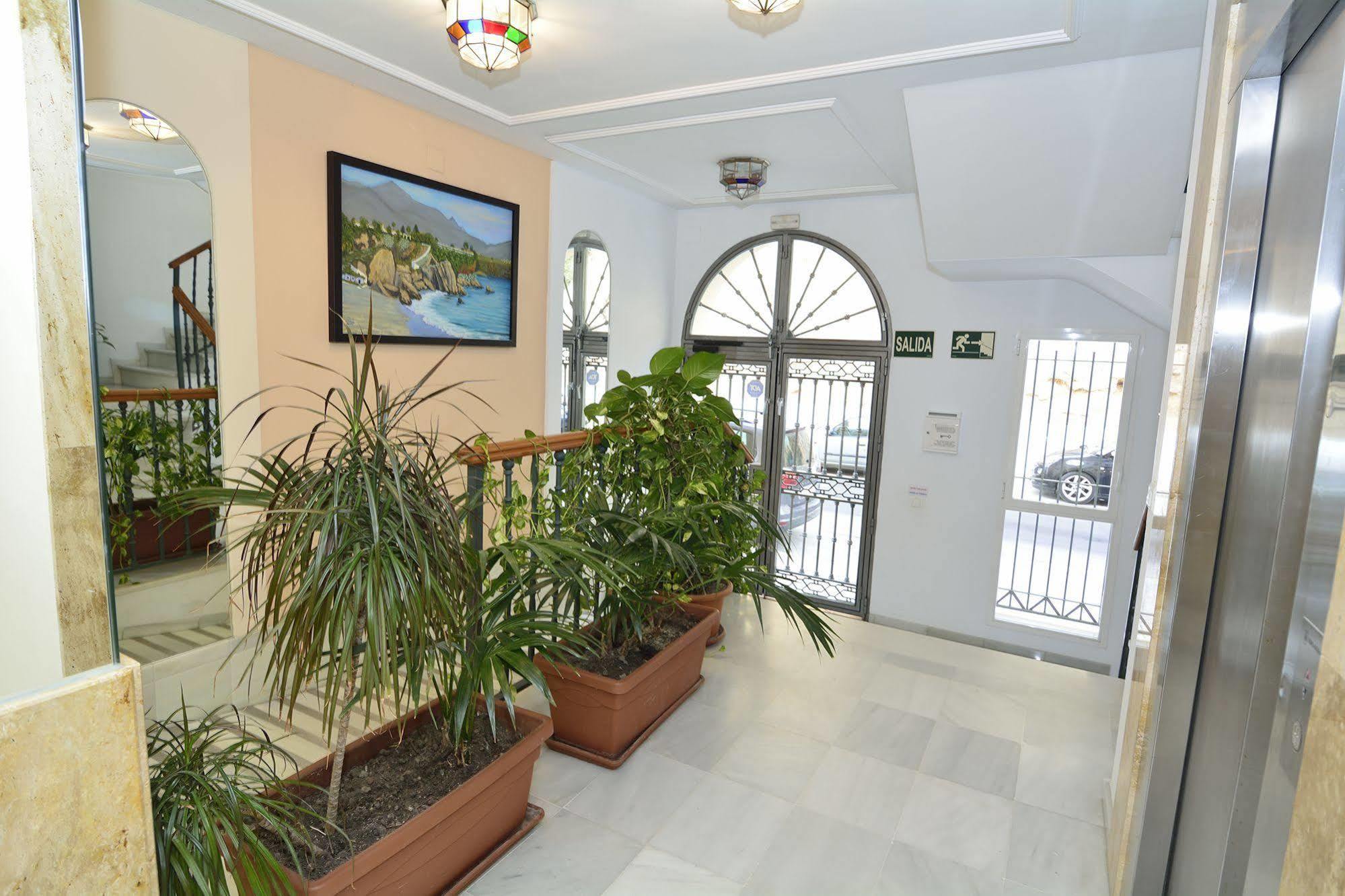 อปาร์ตาเมนโตส เอชซี บูเรียนา ปลายา Apartment เนร์คา ภายนอก รูปภาพ